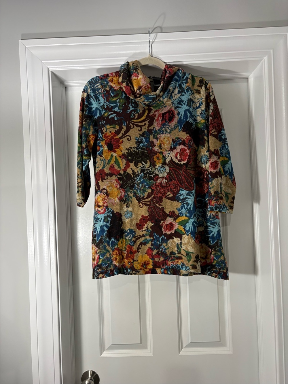 Ali Miles Floral Cowl Neck Women's Top in Multicolor